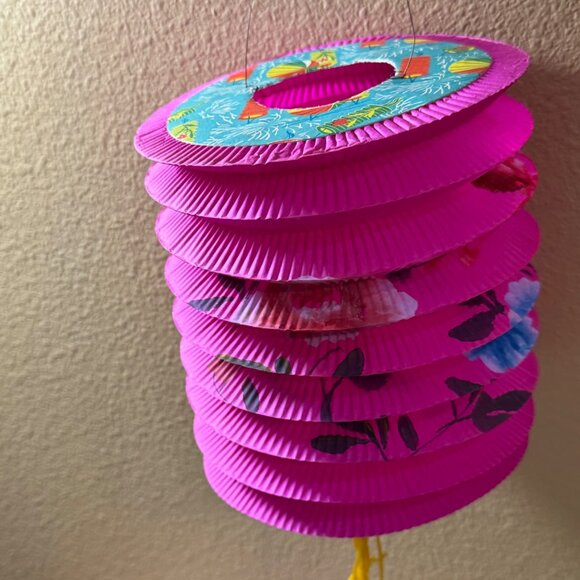 Vintage Round & Oval Paper Lantern Decoration With Tropical & Floral Patterns  6 - Picture 10 of 12